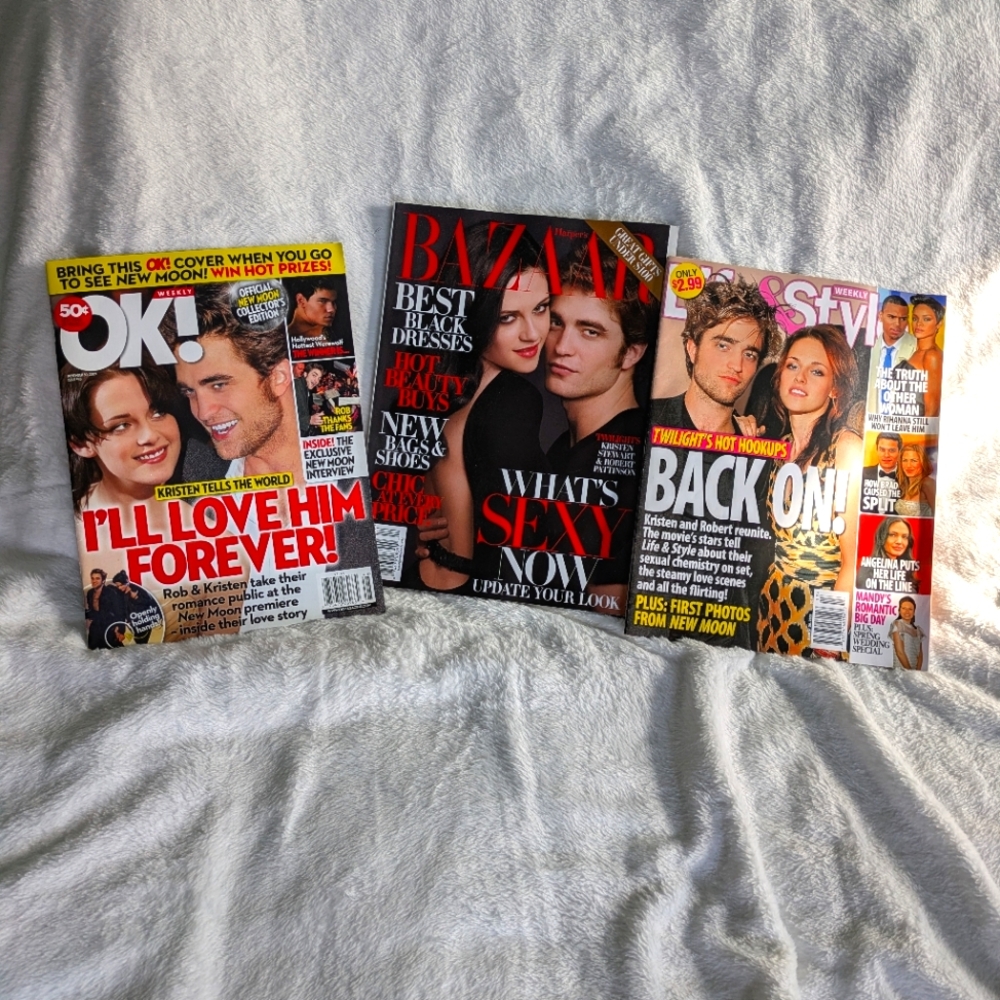 Set of three magazines